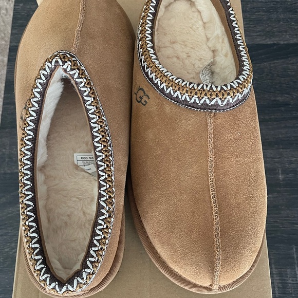 UGG Shoes - UGG Women's Brown Suede Slippers